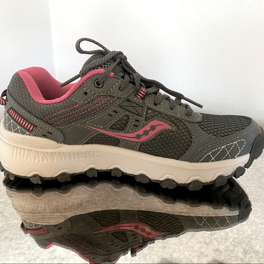 Saucony (NWOT) Raptor TR